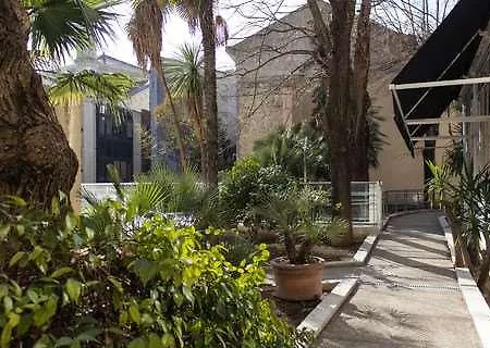 Oceania Le Metropole 4*