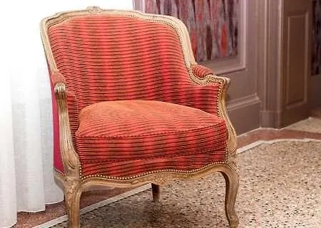 Oceania Le Metropole Hotel 4*