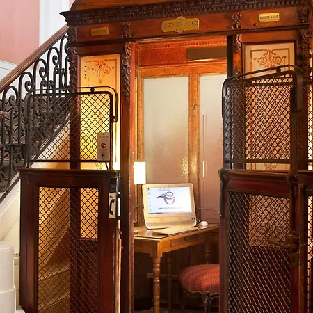 Oceania Le Metropole 4* Μονπελιέ