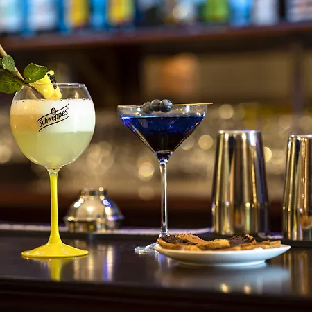 Oceania Le Metropole 4*