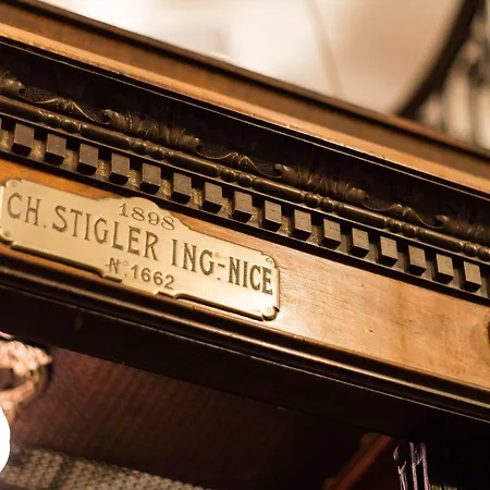 Oceania Le Metropole