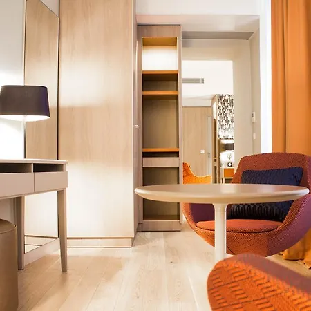 Oceania Le Metropole 4*