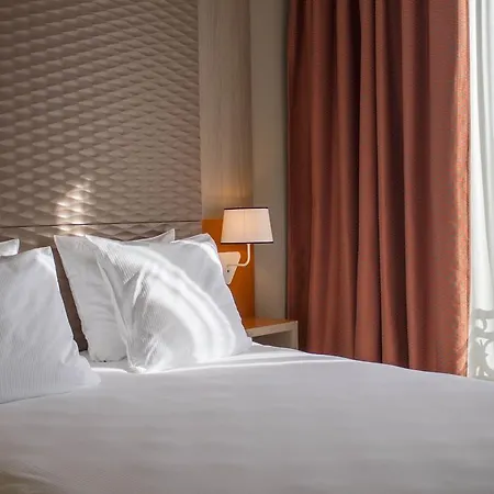 Oceania Le Metropole Hotel 4*