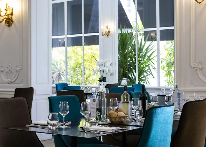 Oceania Le Métropole