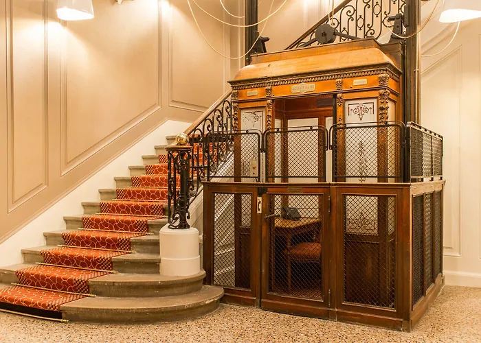 Oceania Le Métropole Hotel 4*