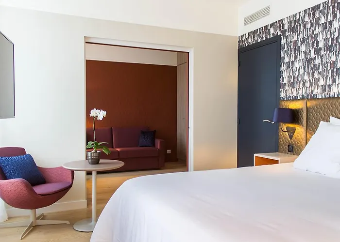 Oceania Le Métropole Hotel